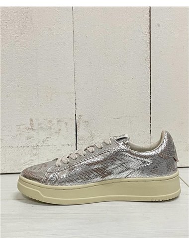 Medallist sneaker silver