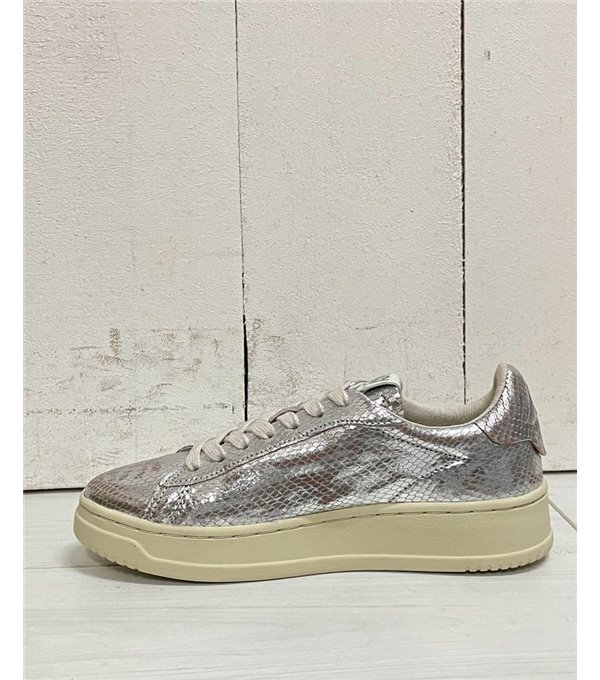 Medallist sneaker silver