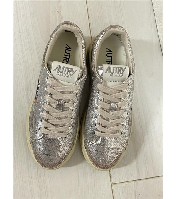 Medallist sneaker silver