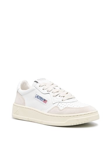 Sneaker combinada ante detalle blanco