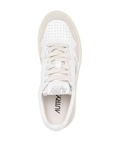 Sneaker combinada ante detalle blanco