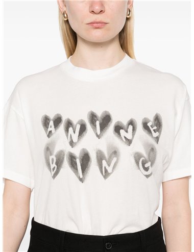 CADE-Camiseta logo corazones