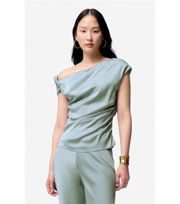 C/EZAI-Top asimétrico fluido