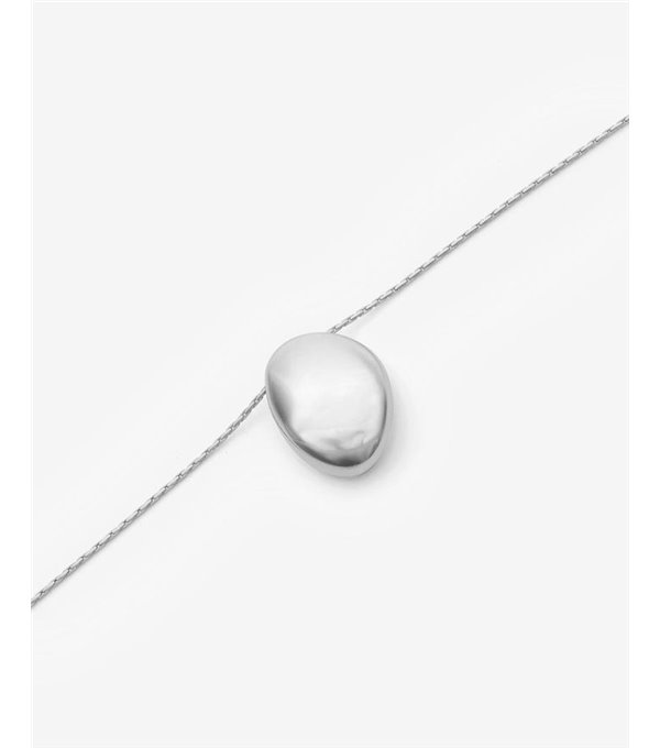 C/Collar largo pieza asimétrica