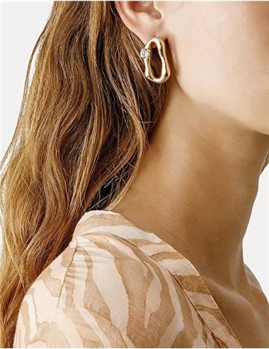 Asymmetric earrings with crystals